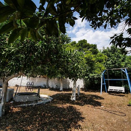 Aparthotel Orchard Retreat Himare Esterno foto