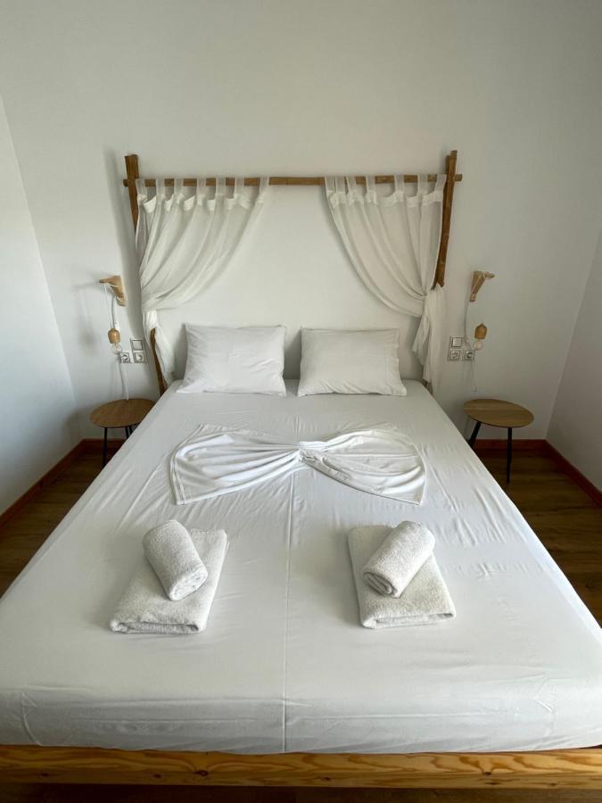 Aparthotel Orchard Retreat Himare Esterno foto