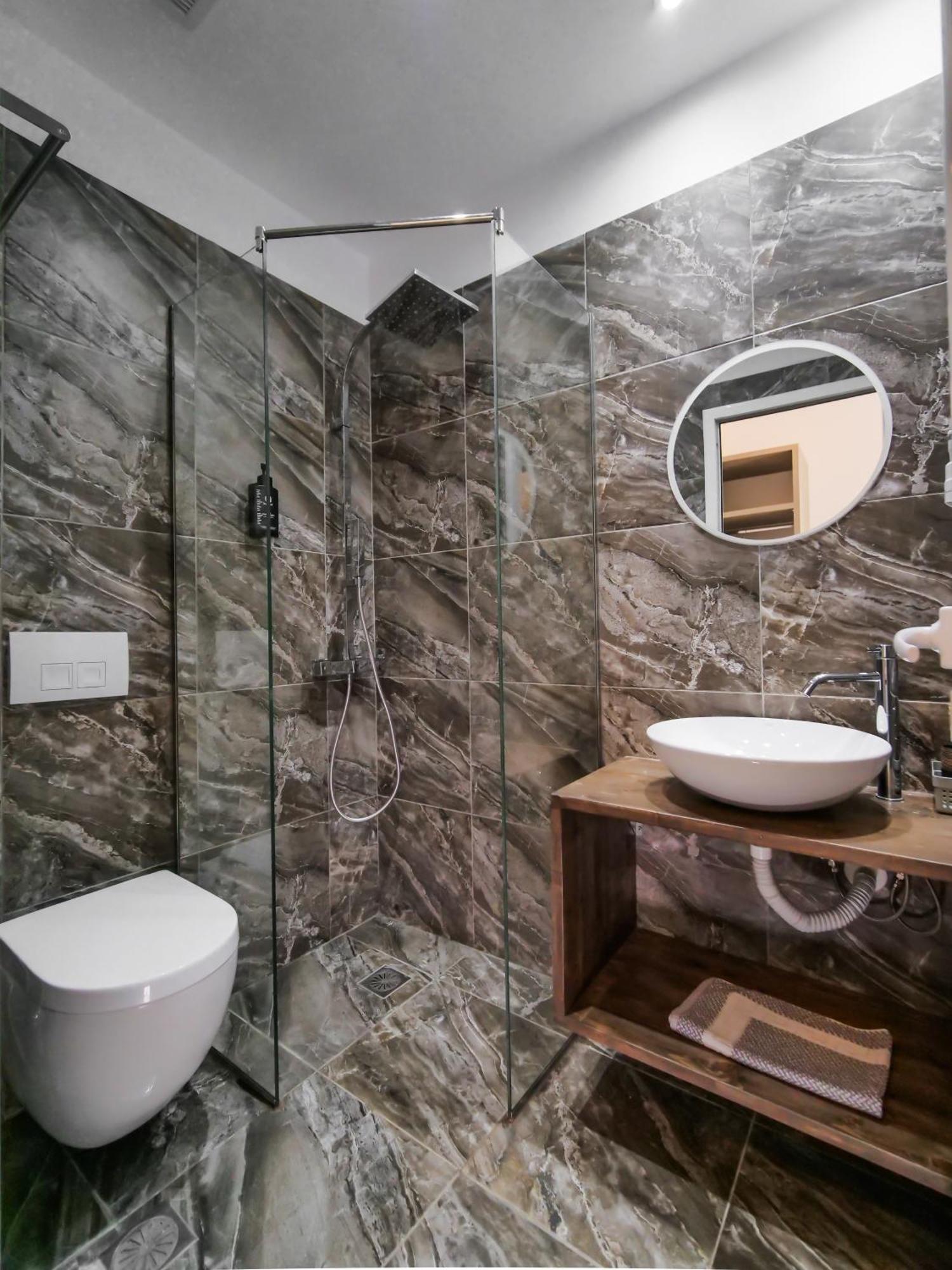 Aparthotel Orchard Retreat Himare Esterno foto