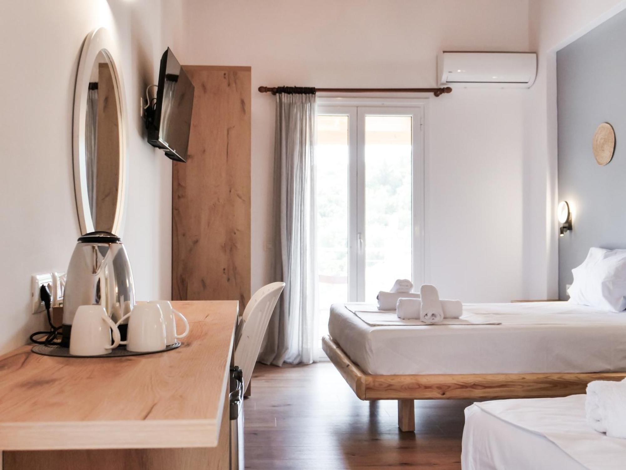 Aparthotel Orchard Retreat Himare Esterno foto