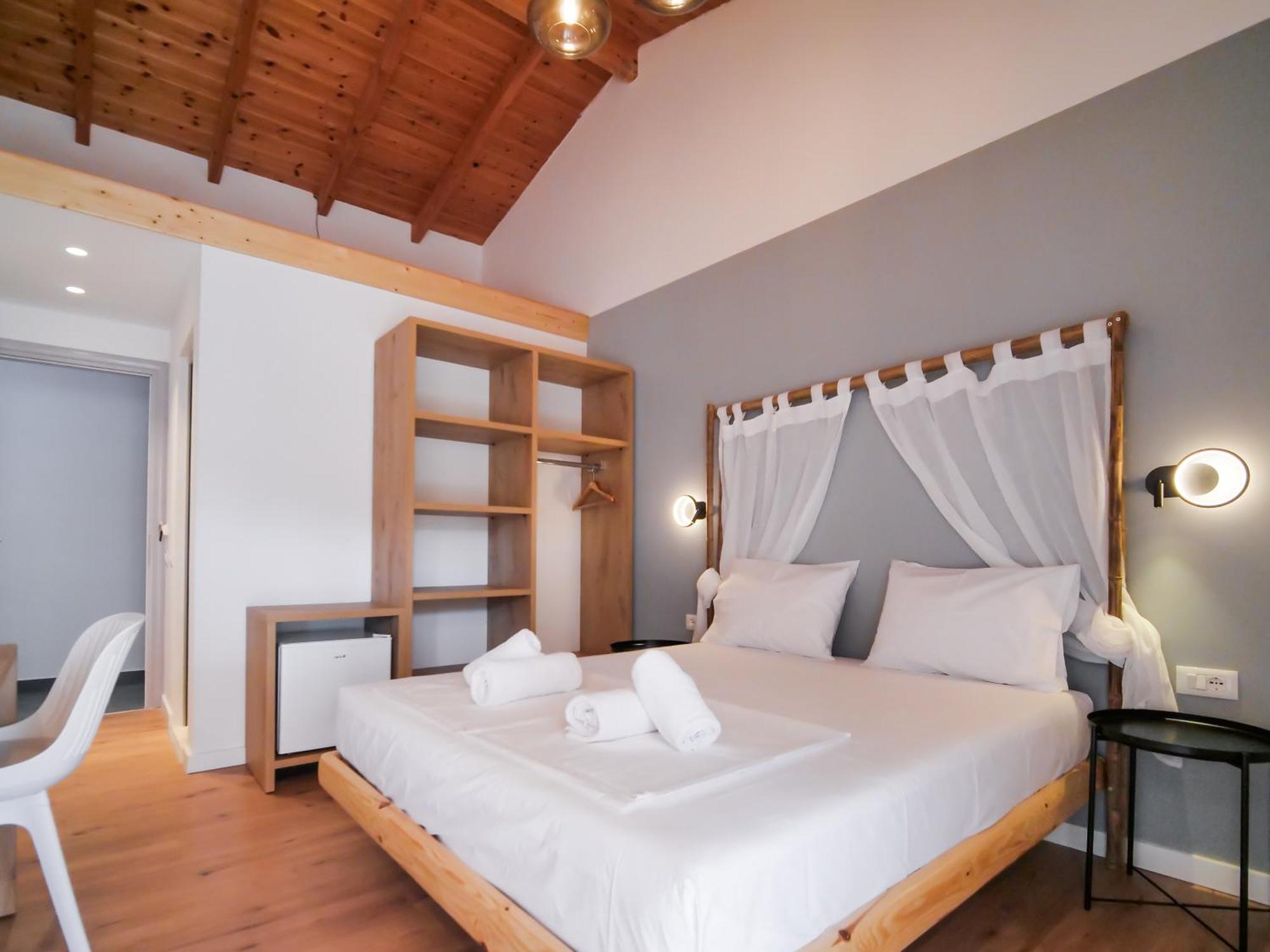 Aparthotel Orchard Retreat Himare Esterno foto